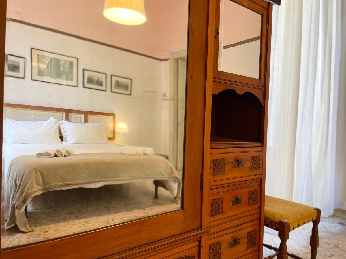 Montello Guest House & Apartment Катания Экстерьер фото